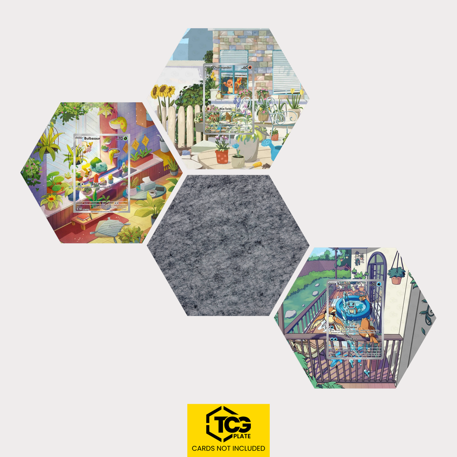 Bisasam, Glumanda und Schiggy in ihren Klassiker-Artworks als Hex Shapes Bündel mit Filz Hexagon von TCGplate.