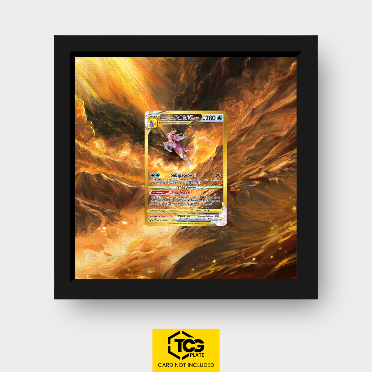 Ur-Palkia VSTAR CRZ GG67 als Extended Art Display im Echtholzrahmen mit UV-Schutz-Case und magnetischer Wandhalterung von TCGplate.