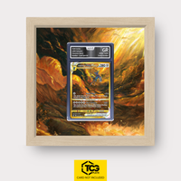 Ur-Dialga VSTAR CRZ GG68 als Extended Art Display im Echtholzrahmen mit UV-Schutz-Case und magnetischer Wandhalterung von TCGplate.