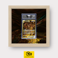 Giratina VSTAR CRZ GG69 als Extended Art Display im Echtholzrahmen mit UV-Schutz-Case und magnetischer Wandhalterung von TCGplate.
