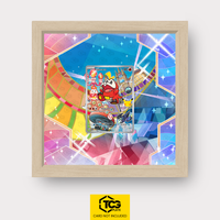 Krokel MEP 062 als Extended Art Display im Echtholzrahmen mit UV-Schutz-Case und magnetischer Wandhalterung von TCGplate.