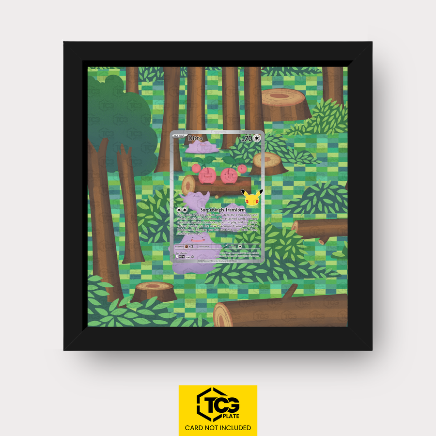 Ditto MEP 106 als Extended Art Display im Echtholzrahmen mit UV-Schutz-Case und magnetischer Wandhalterung von TCGplate.