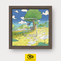 Tangela MEW 178 Frames® in Chocolate Oak mit UV-Schutz-Case und magnetischer Wandhalterung von TCGplate.