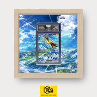 Zapdos ex MEW 202 als Extended Art Display im Echtholzrahmen mit UV-Schutz-Case und magnetischer Wandhalterung von TCGplate.