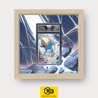 Voltenso PBL 089 als Extended Art Display im Echtholzrahmen mit UV-Schutz-Case und magnetischer Wandhalterung von TCGplate.