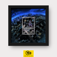 Mewtu SVP 052 Frames® in Pitch Black mit UV-Schutz-Case und magnetischer Wandhalterung von TCGplate.
